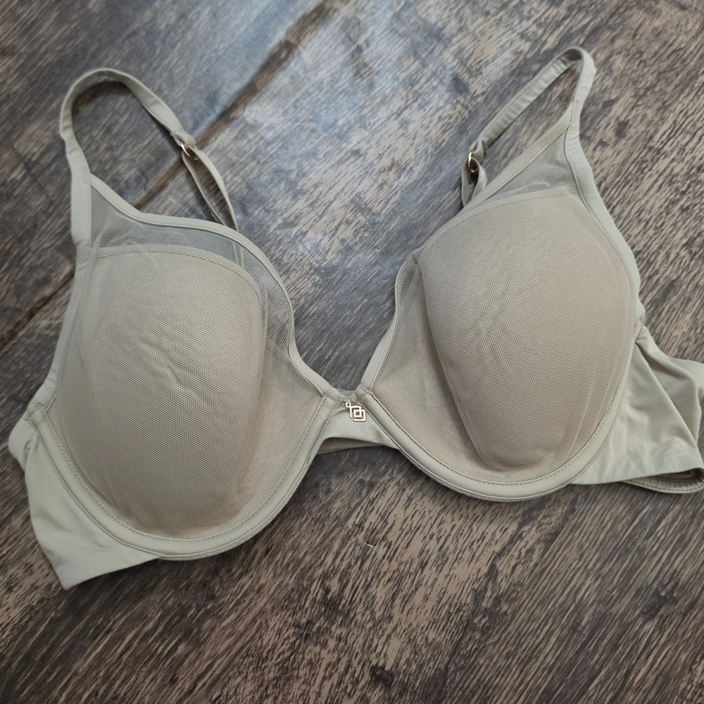 THIRDLOVE Mesh Plunge Bra Womens 36B1/2 Beige Underwire Memory Foam 24/7 Classic